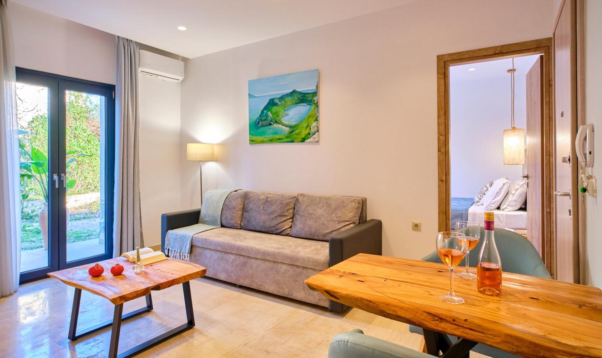 Sunflower Suites Gouvia Corfu Exterior foto